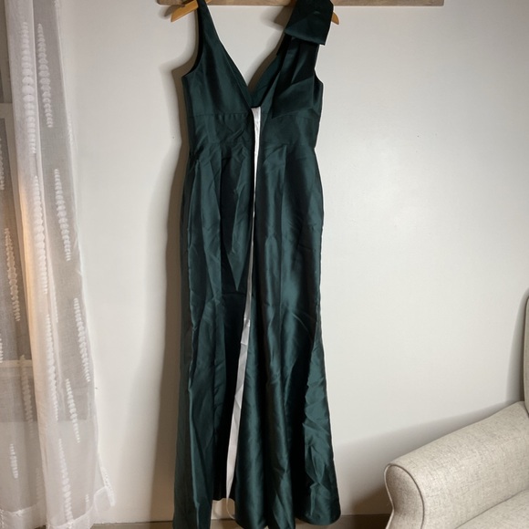 ALFRED SUNG V Neck/Back Trumpet Satin Shoulder Bow Evergreen Maxi Dress NWT 8 - Picture 4 of 10